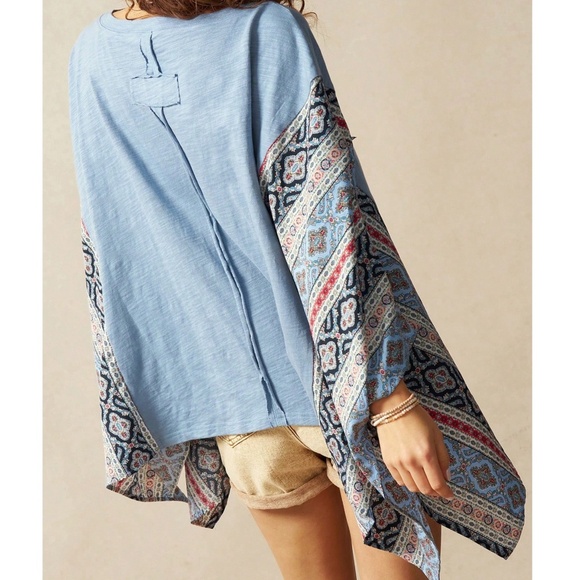 Boho Blue Tribal Geo Print Batwing Sleeve Poncho Top - Picture 4 of 6